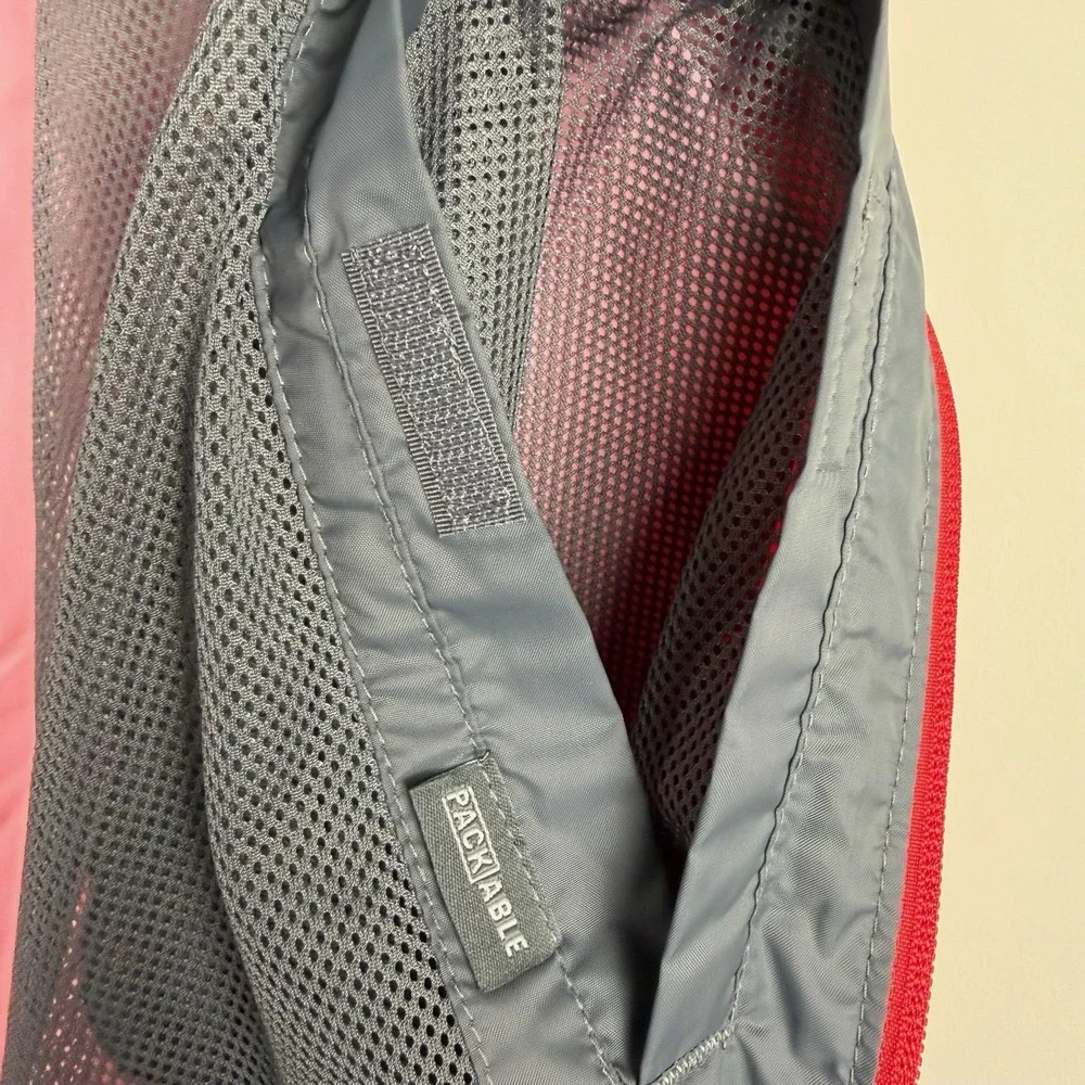 Columbia Windbreaker Jacket Size Men's XL Red Gray Hood Packable Full Zip Up